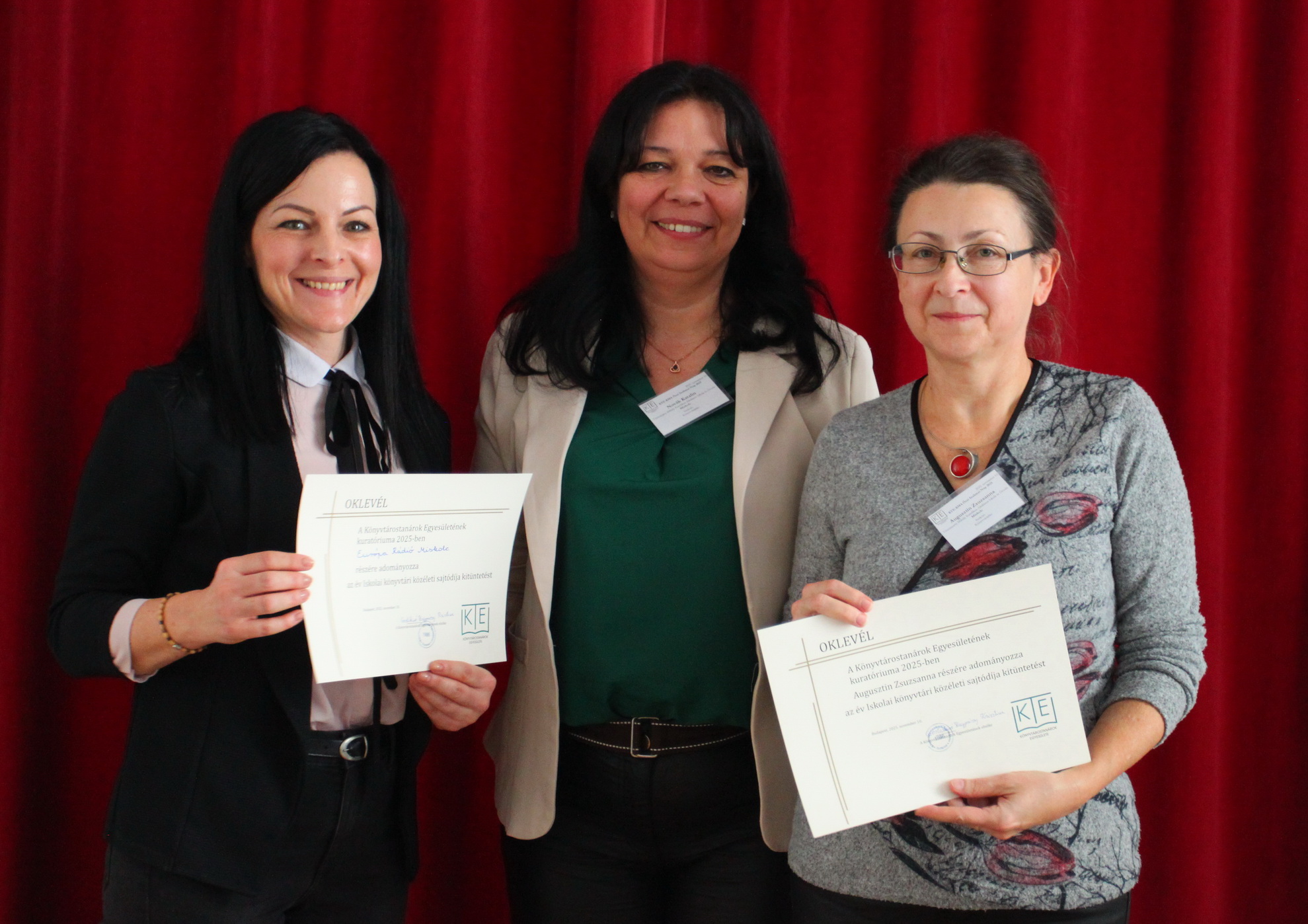 díjazottak iskolai könyvtári közéleti sajtódíj